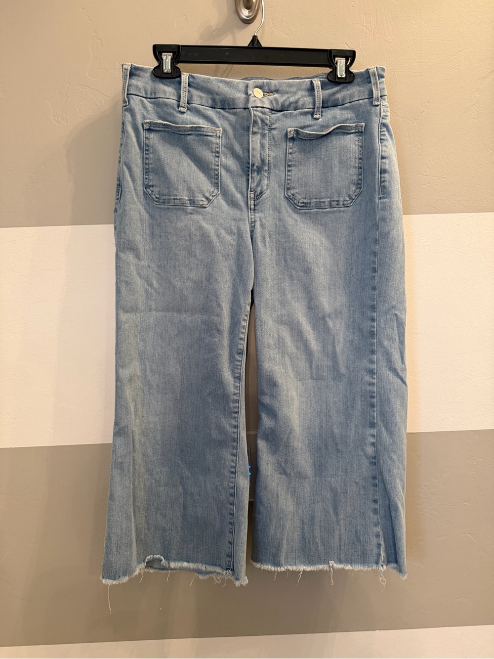 NYDJ Light Wash Wide Leg Crop Jeans - Women 10P